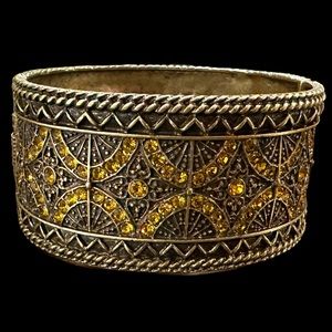 Brass with golden yellow rhinestone ornate design clamper cuff